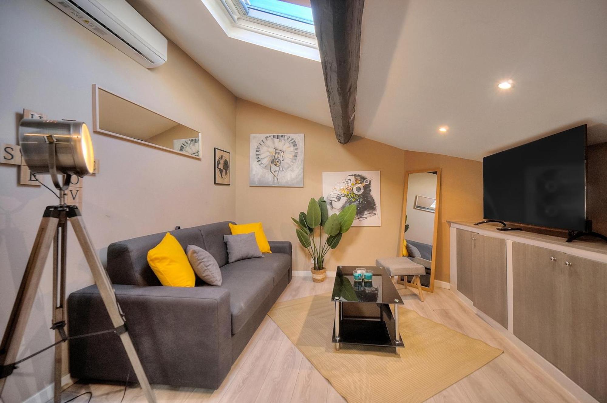 Le Chris - Centre - Wifi - Verriere Cote D'Azur Apartment Кан Екстериор снимка
