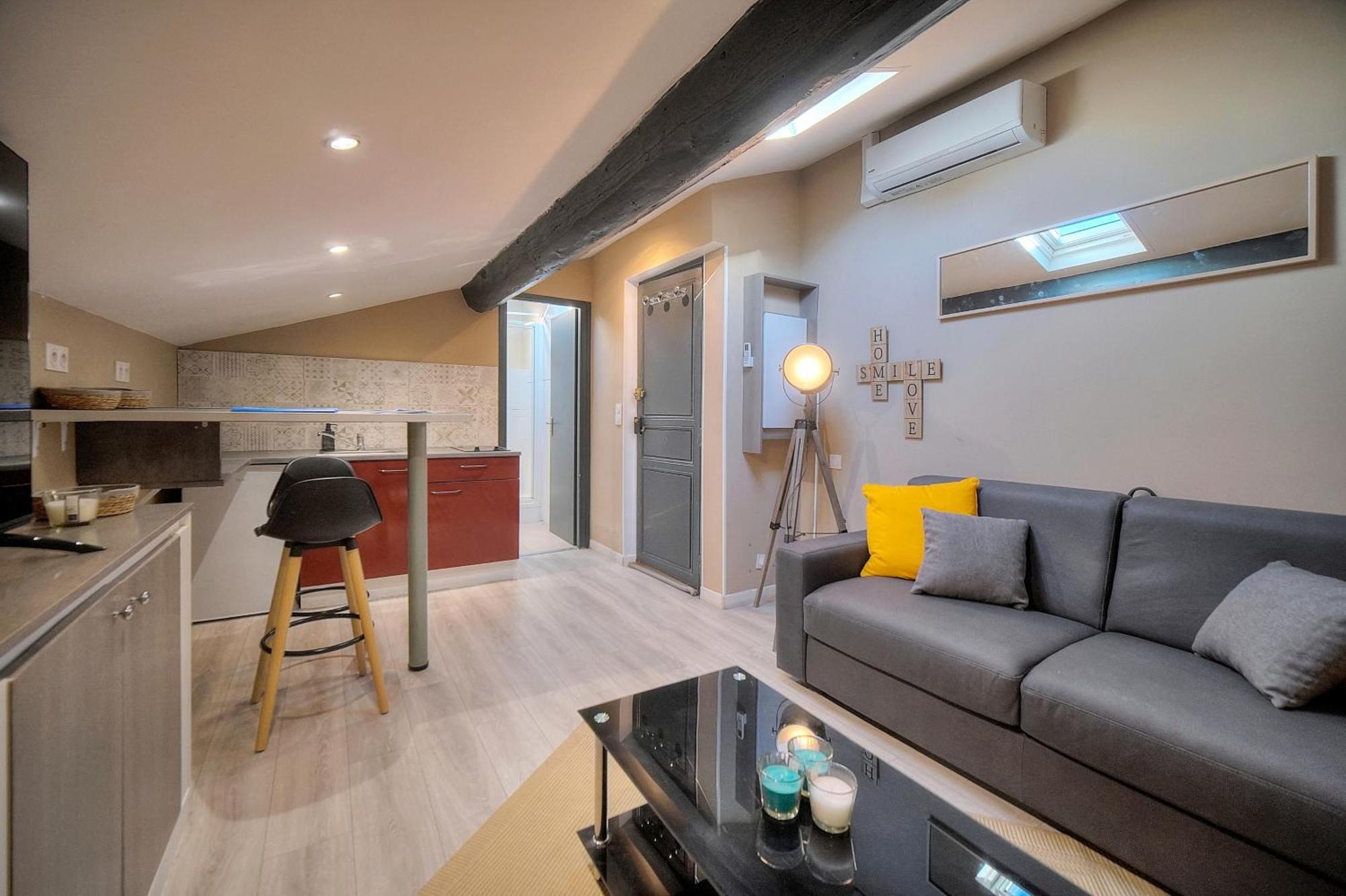 Le Chris - Centre - Wifi - Verriere Cote D'Azur Apartment Кан Стая снимка